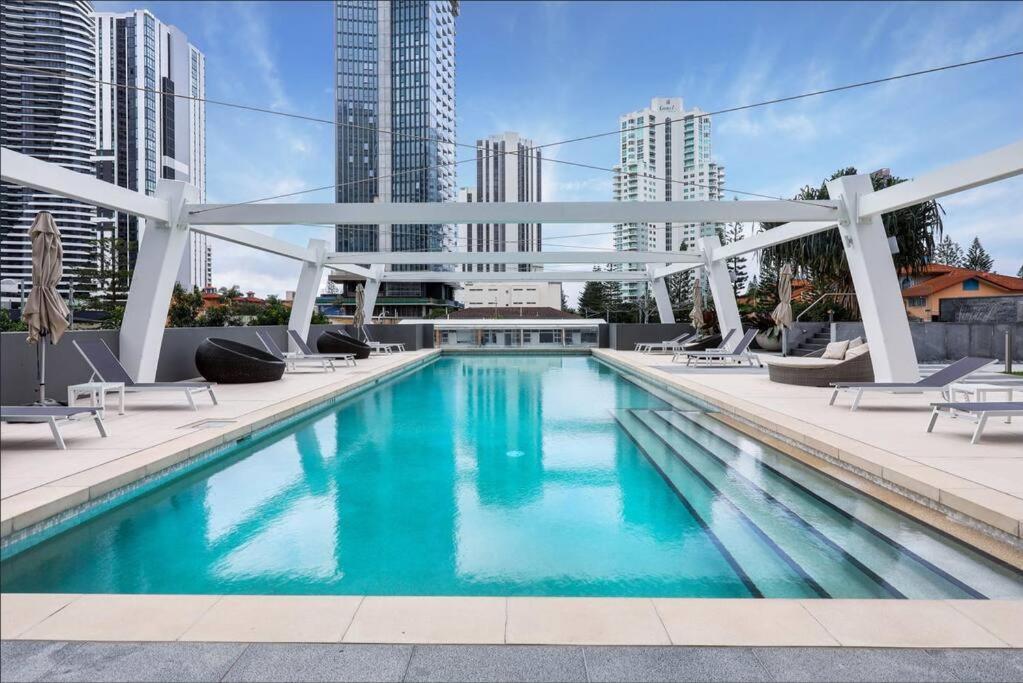 Broadbeach Stunner Modern And Central Gold Coast Kültér fotó