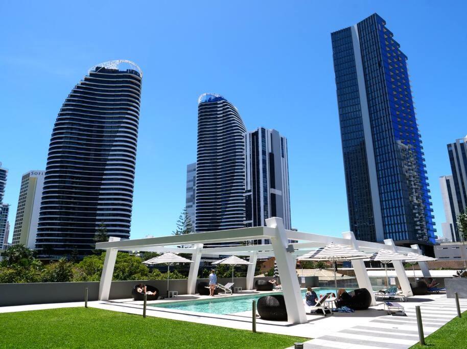 Broadbeach Stunner Modern And Central Gold Coast Kültér fotó