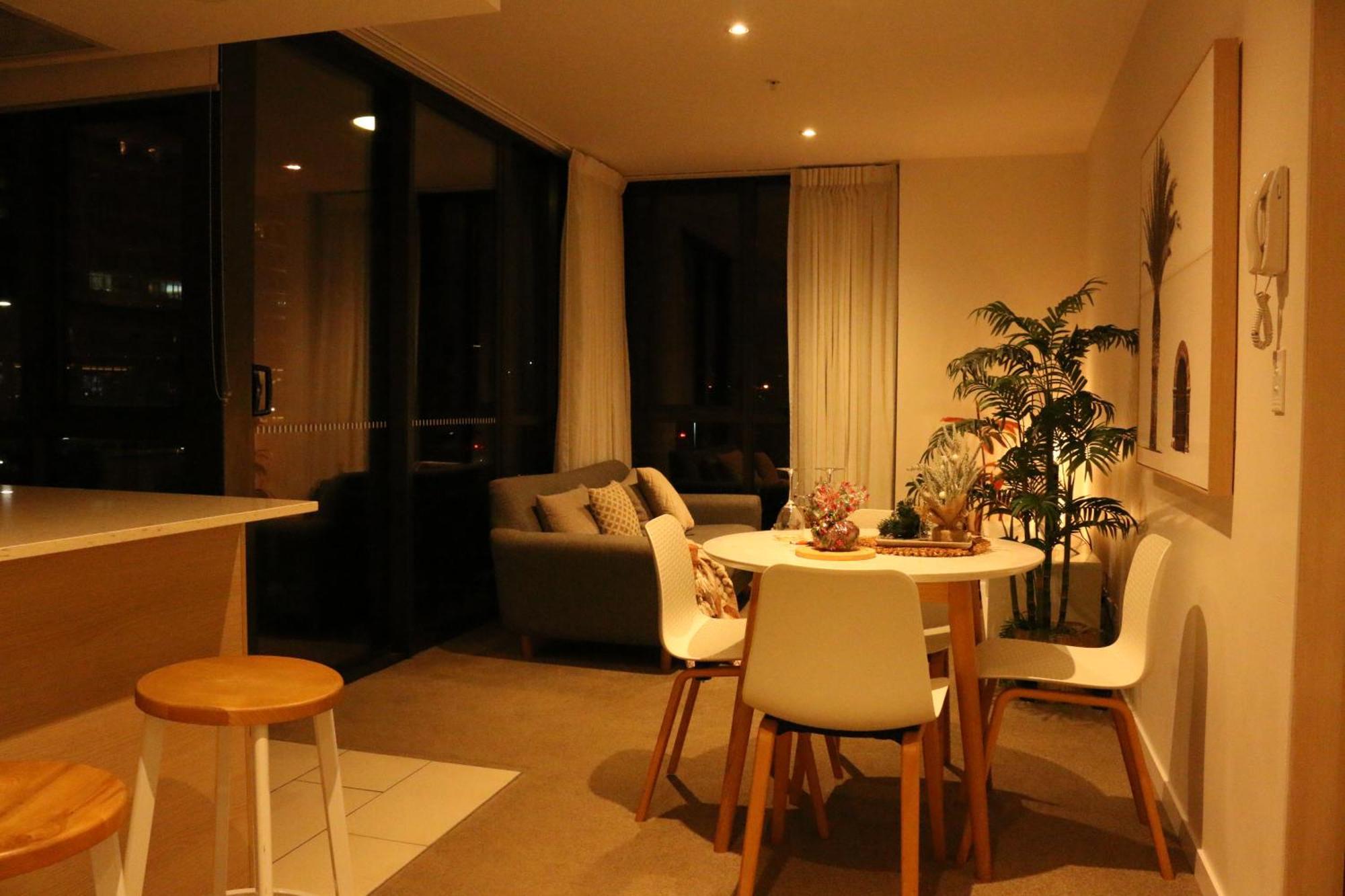 Broadbeach Stunner Modern And Central Gold Coast Kültér fotó