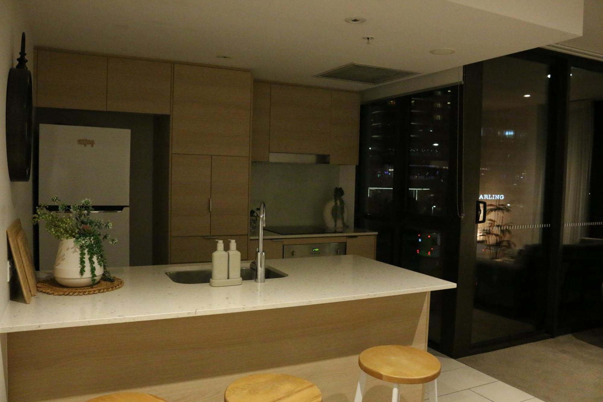 Broadbeach Stunner Modern And Central Gold Coast Kültér fotó